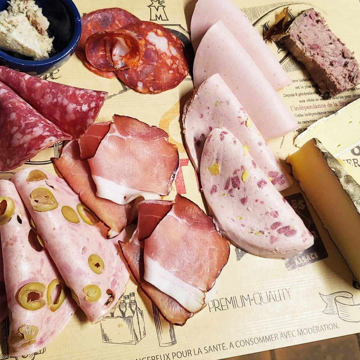 Plateau charcuterie fromages